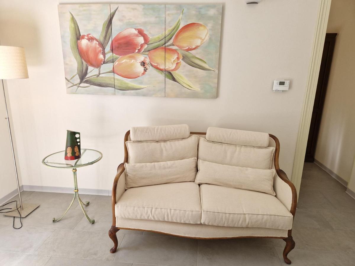 Garden & View Apartment Специя Екстериор снимка