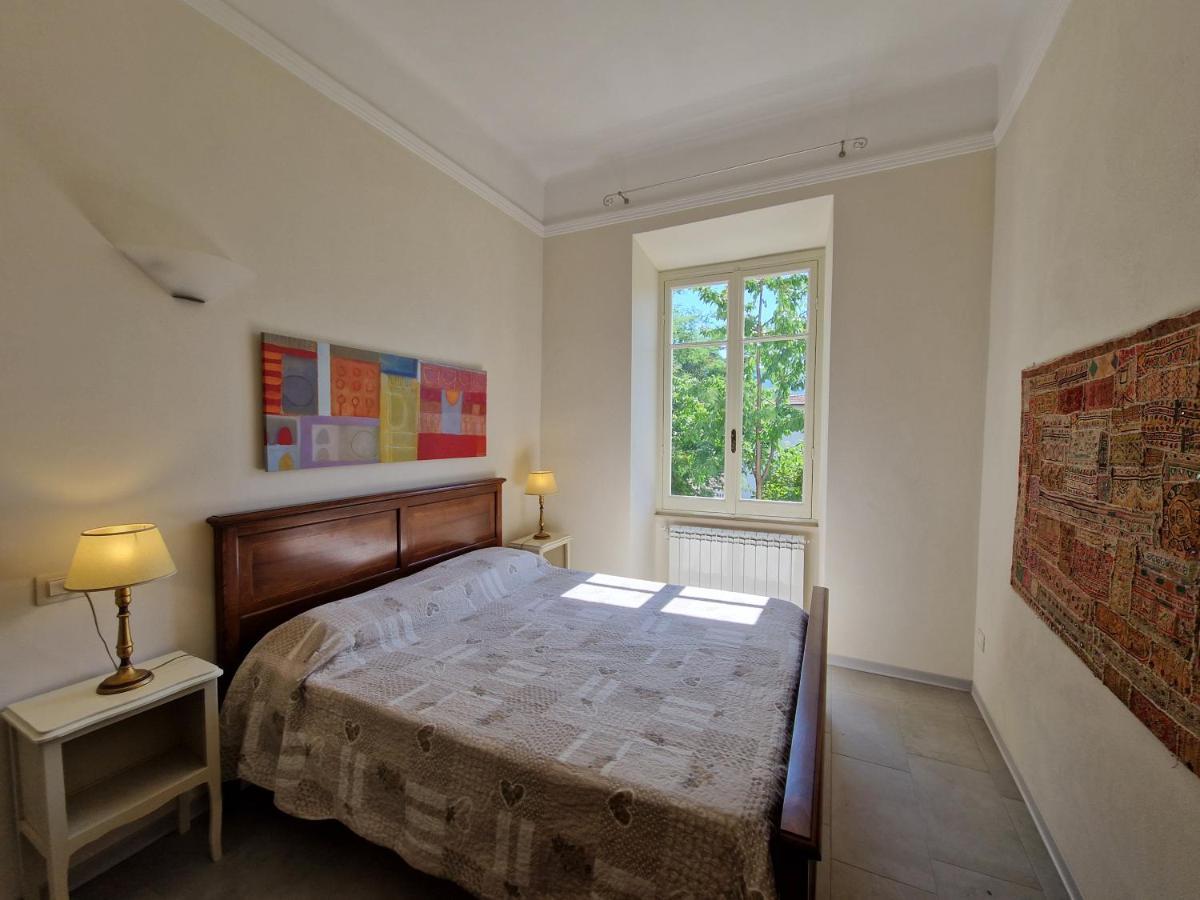 Garden & View Apartment Специя Екстериор снимка