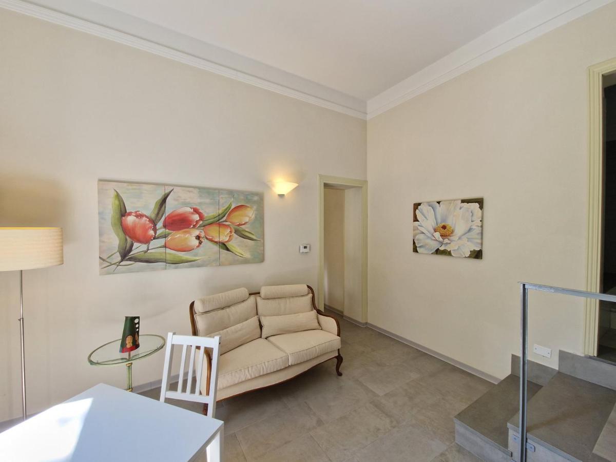 Garden & View Apartment Специя Екстериор снимка