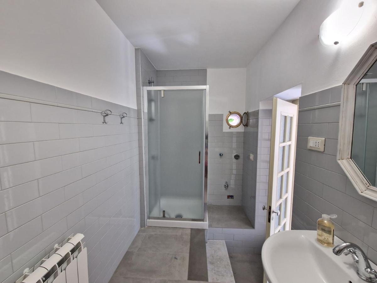 Garden & View Apartment Специя Екстериор снимка
